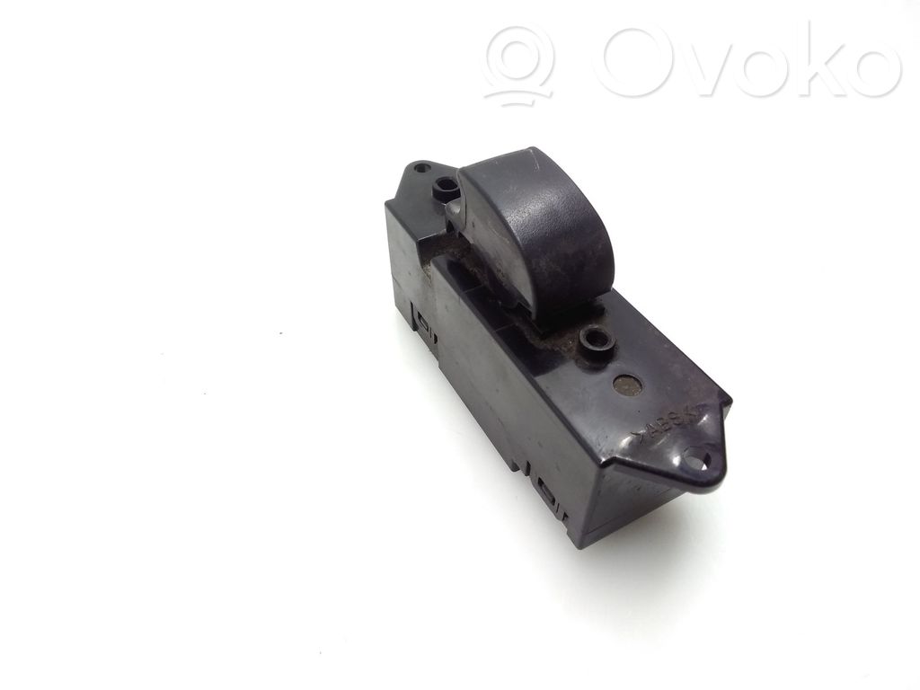 Mitsubishi Colt Electric window control switch 