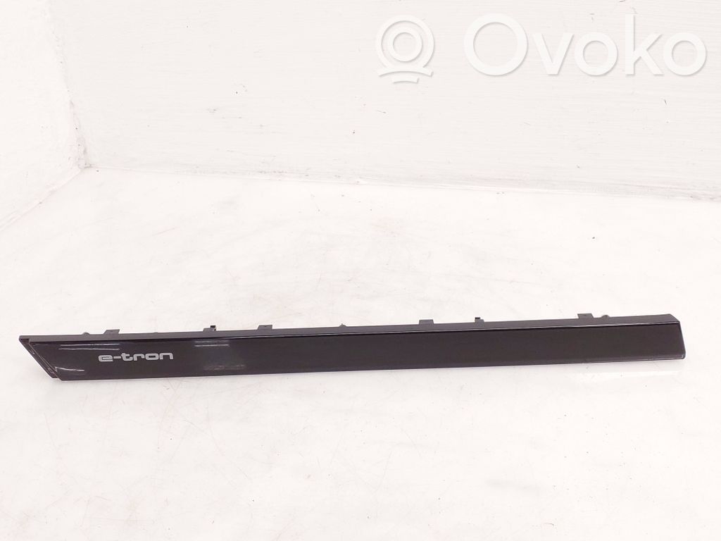 Audi e-tron Panel trim 