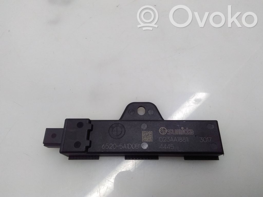 Radion pystyantenni   5A1D0B1,65205A1D0B1,023AA1881