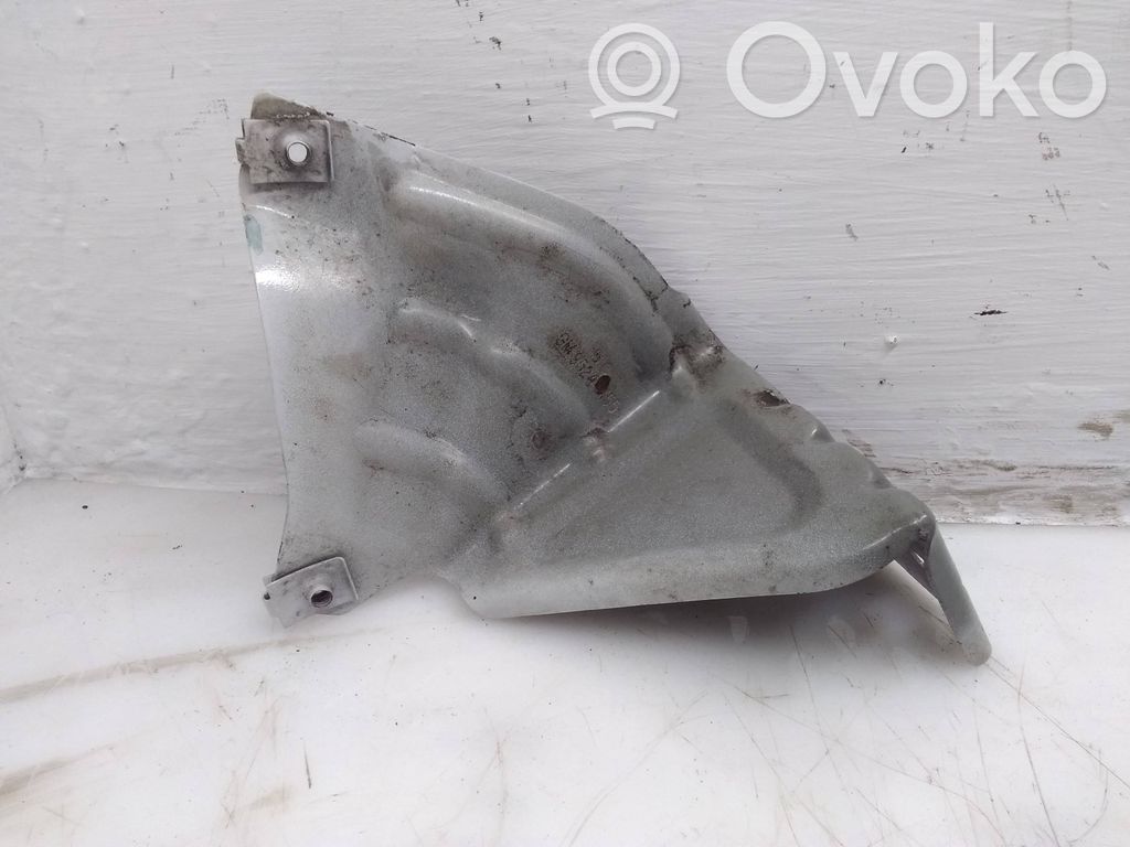 Opel Mokka Fender mounting bracket 