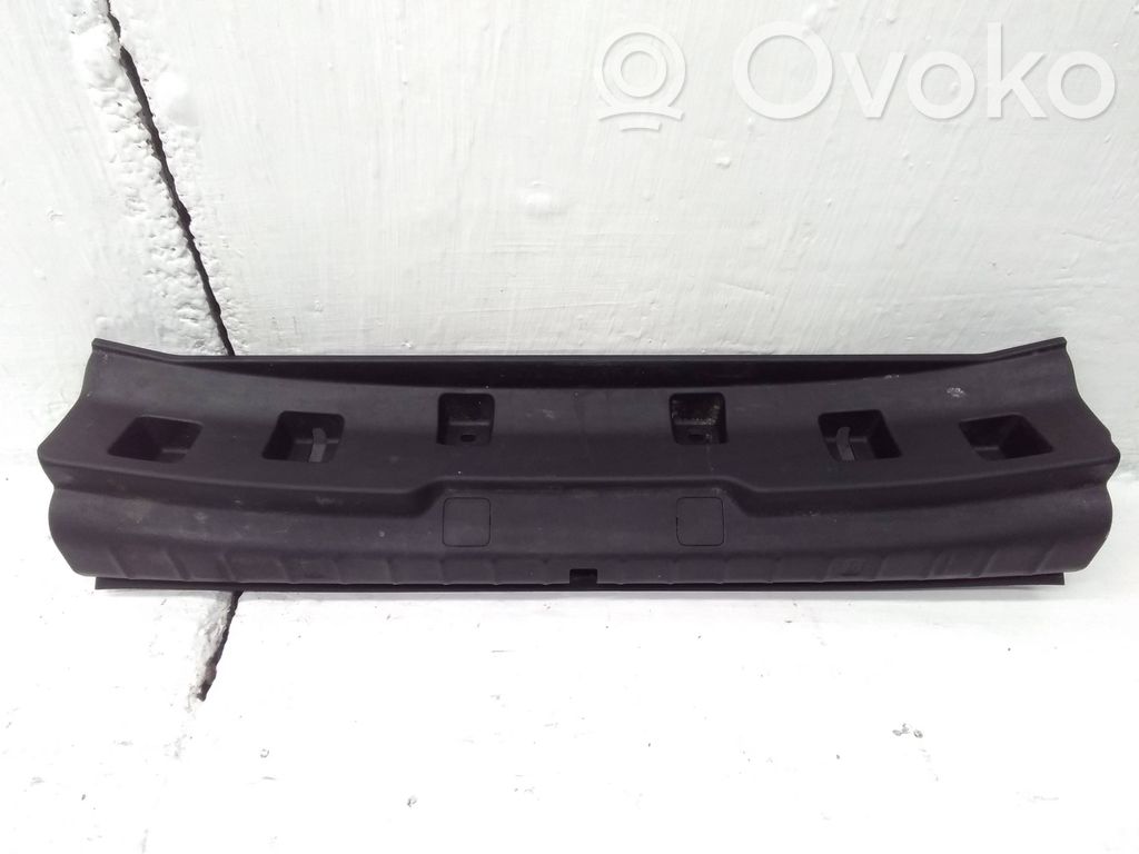 BMW 5 G30 G31 G38 Osłona pasa bagażnika 