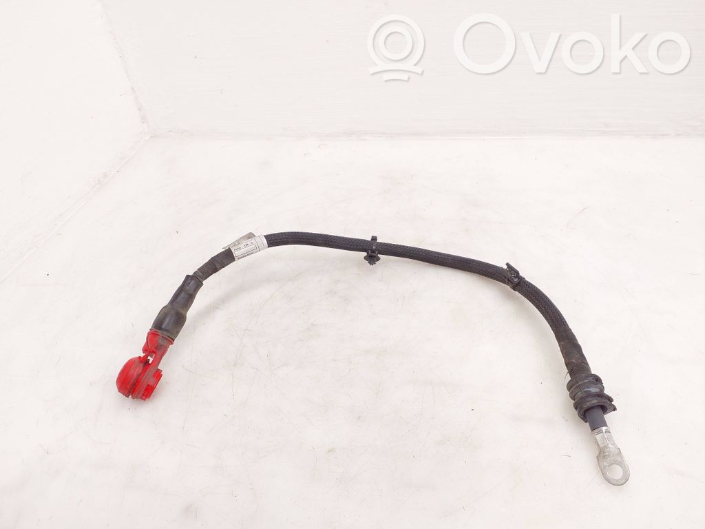 BMW 5 G30 G31 G38 Pluskaapeli (akku)