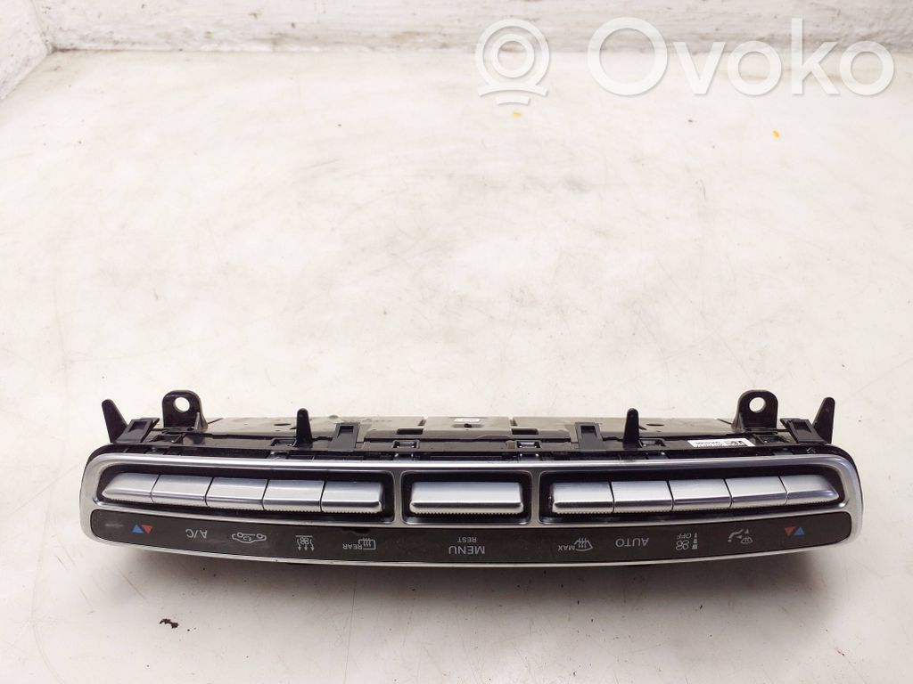 Mercedes-Benz C W205 Unitate control climatizare