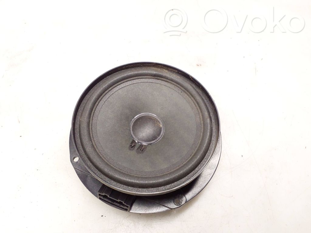 Volkswagen Amarok Front door speaker 