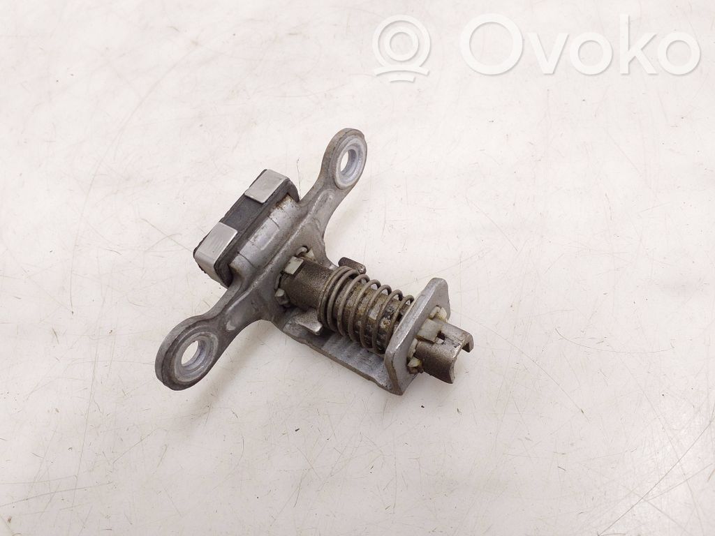 Volkswagen Amarok Tailgate lock latch 