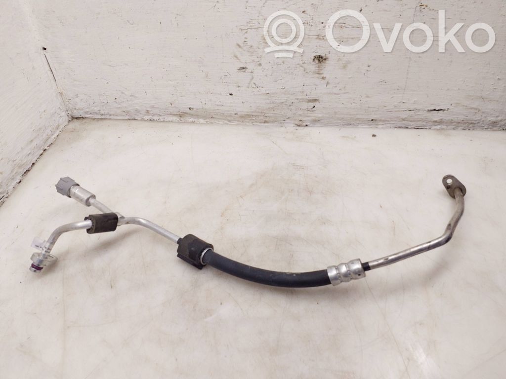 Volkswagen Tiguan Wąż / Przewód klimatyzacji A/C 