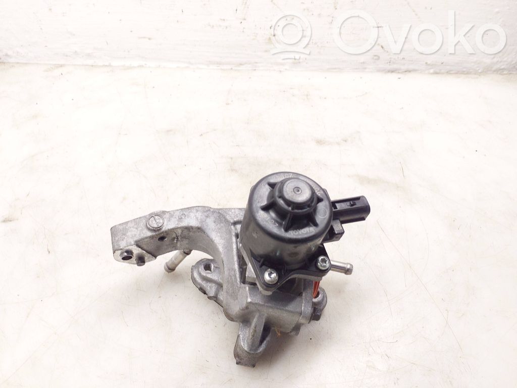 Toyota Camry VIII XV70  Válvula EGR 