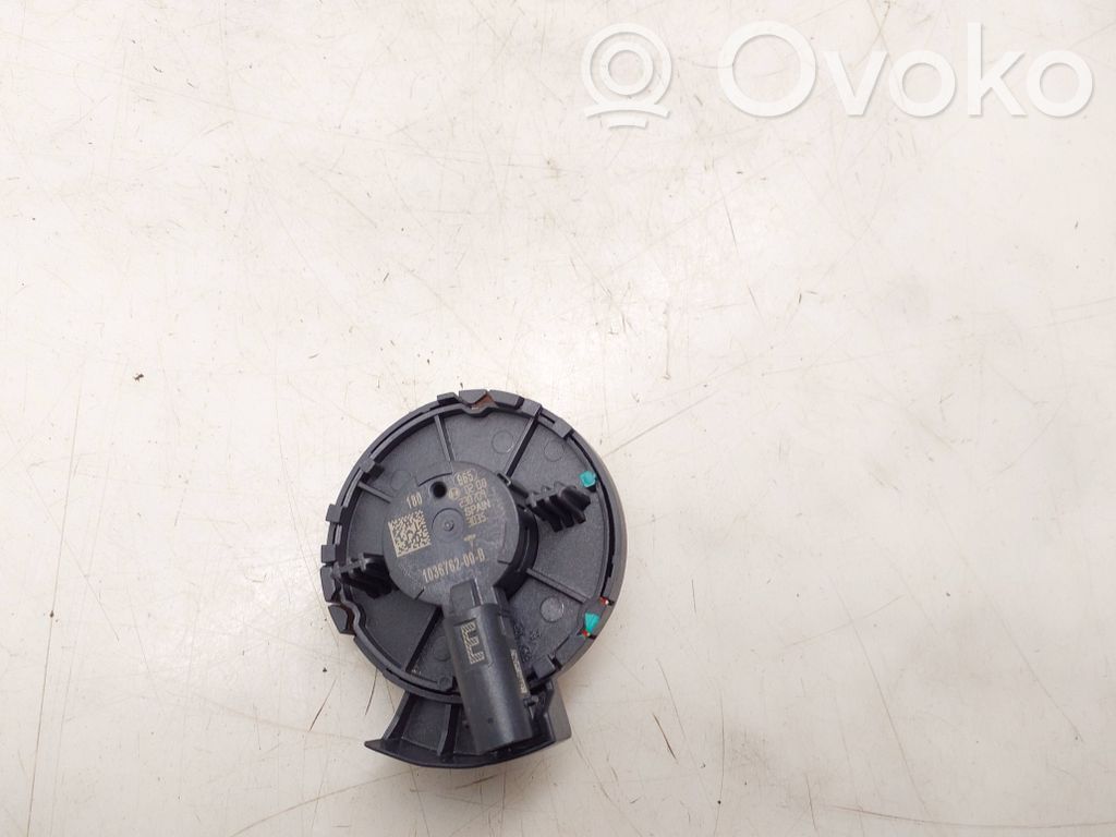 Tesla Model Y Airbagsensor Crashsensor Drucksensor 