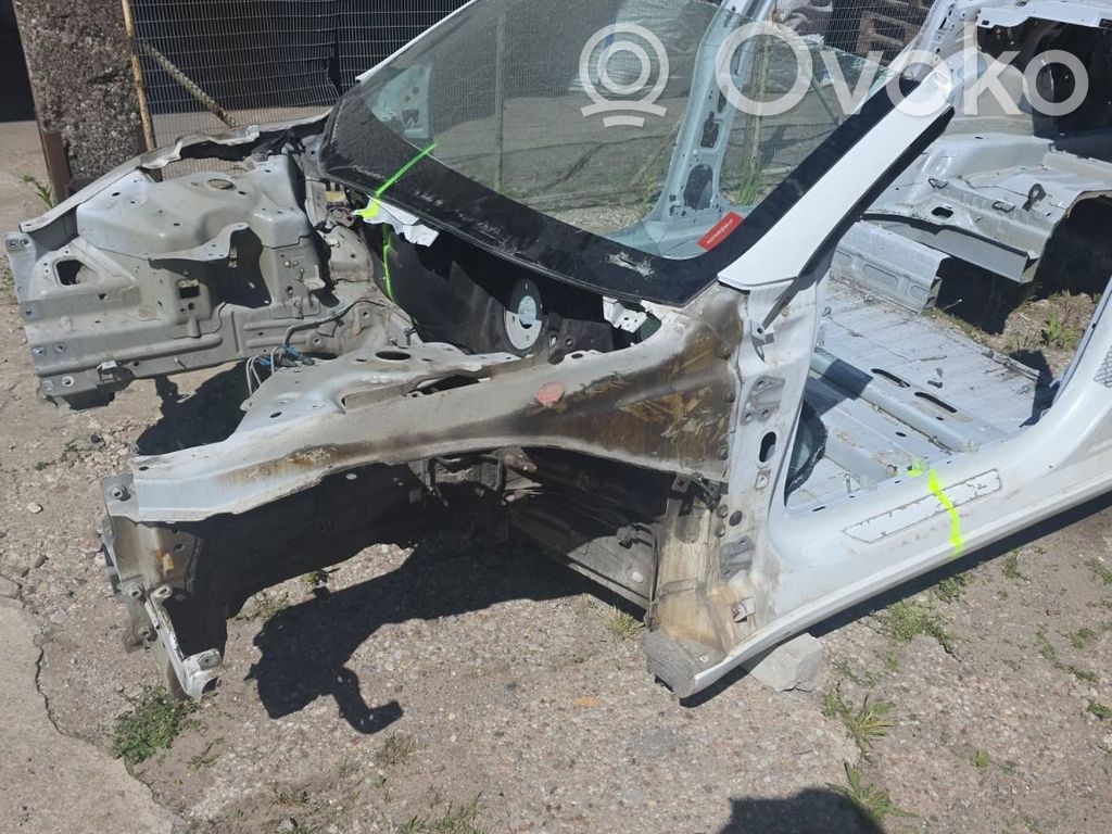 Front quarter panel