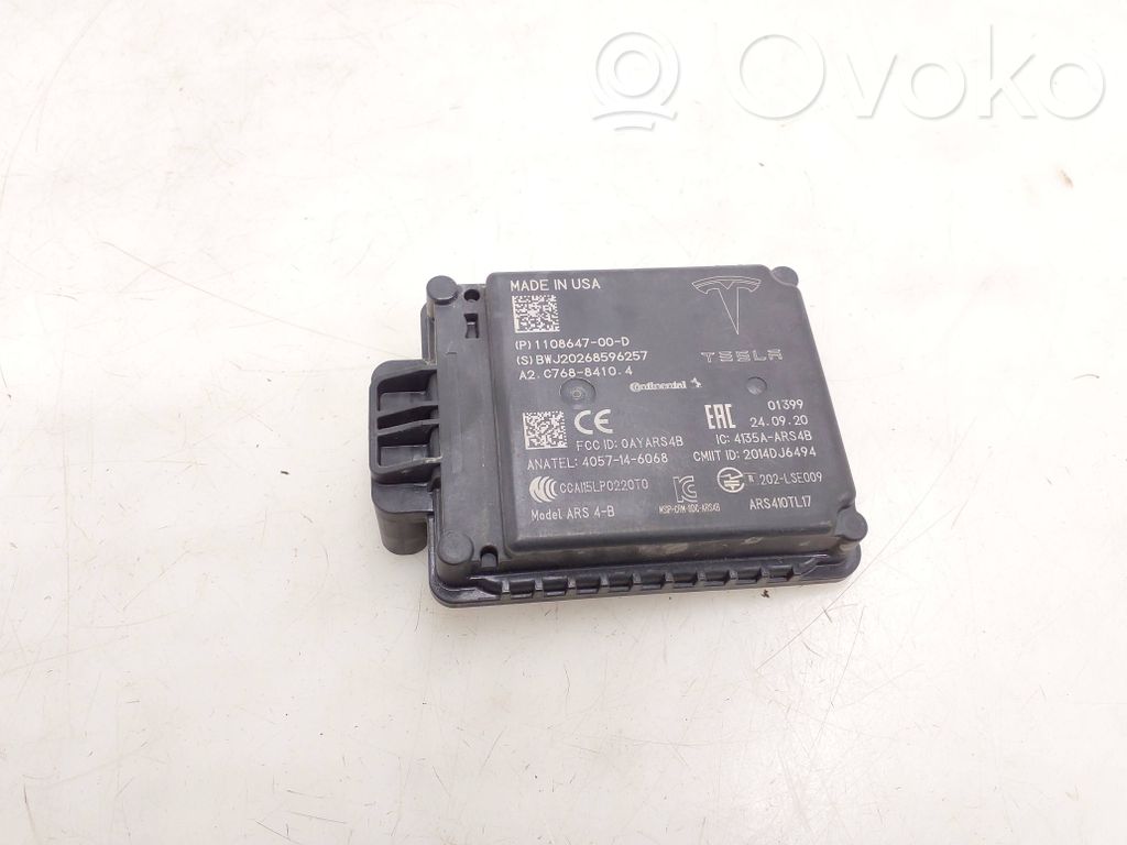 Tesla Model 3 Senzor radar distronic 