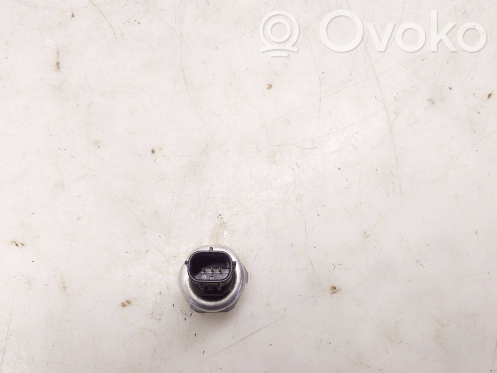 Toyota RAV 4 (XA50) Air conditioning (A/C) pressure sensor 