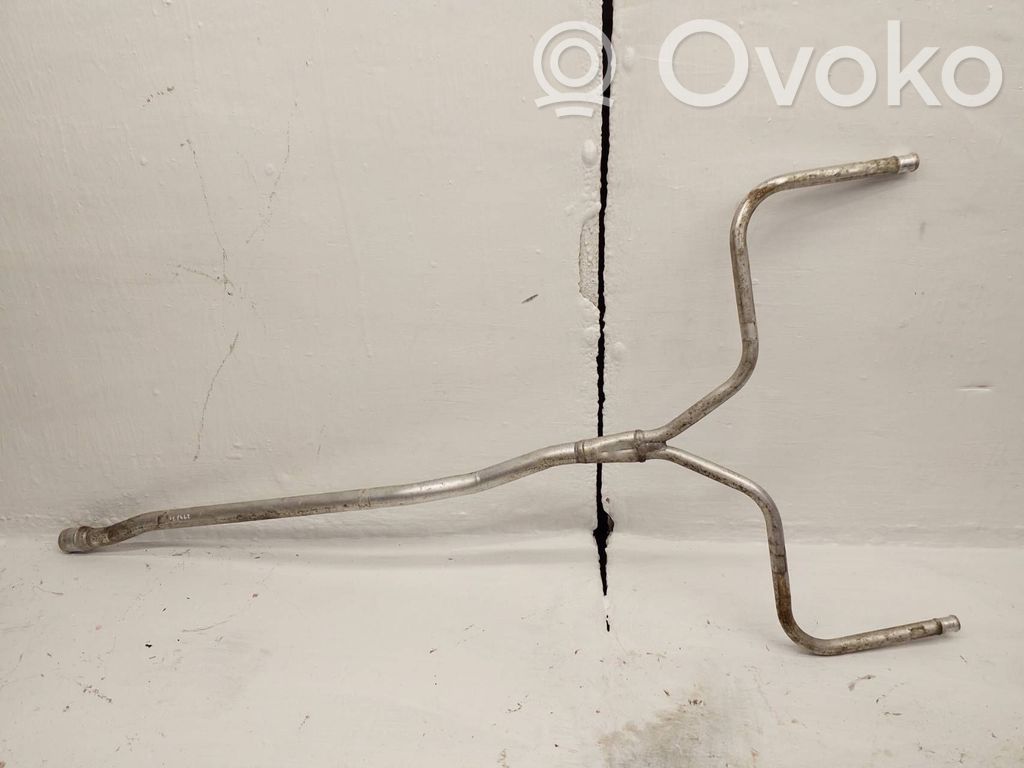 Porsche Boxster 986 Engine coolant pipe/hose