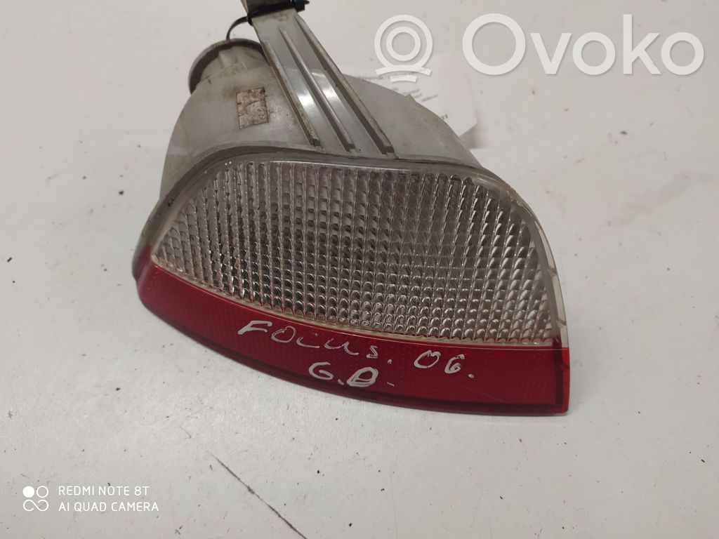 Ford Focus Rear bumper light 