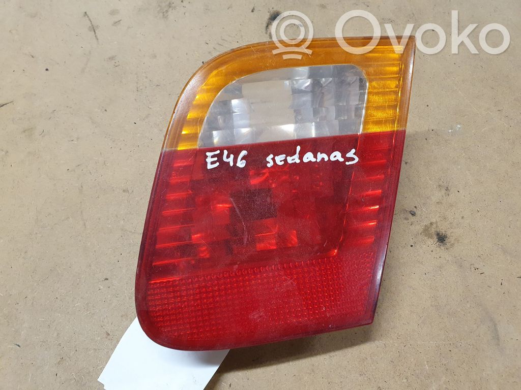 BMW 3 E46 Tailgate rear/tail lights 