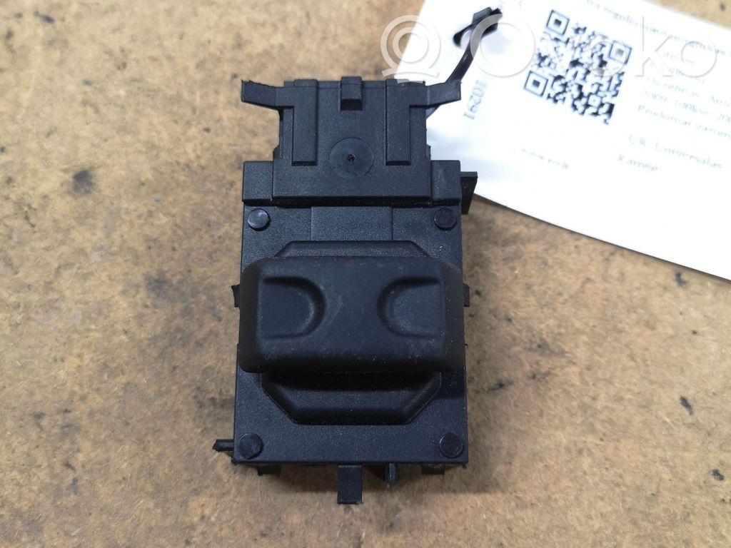 Citroen C5 Seat control switch 