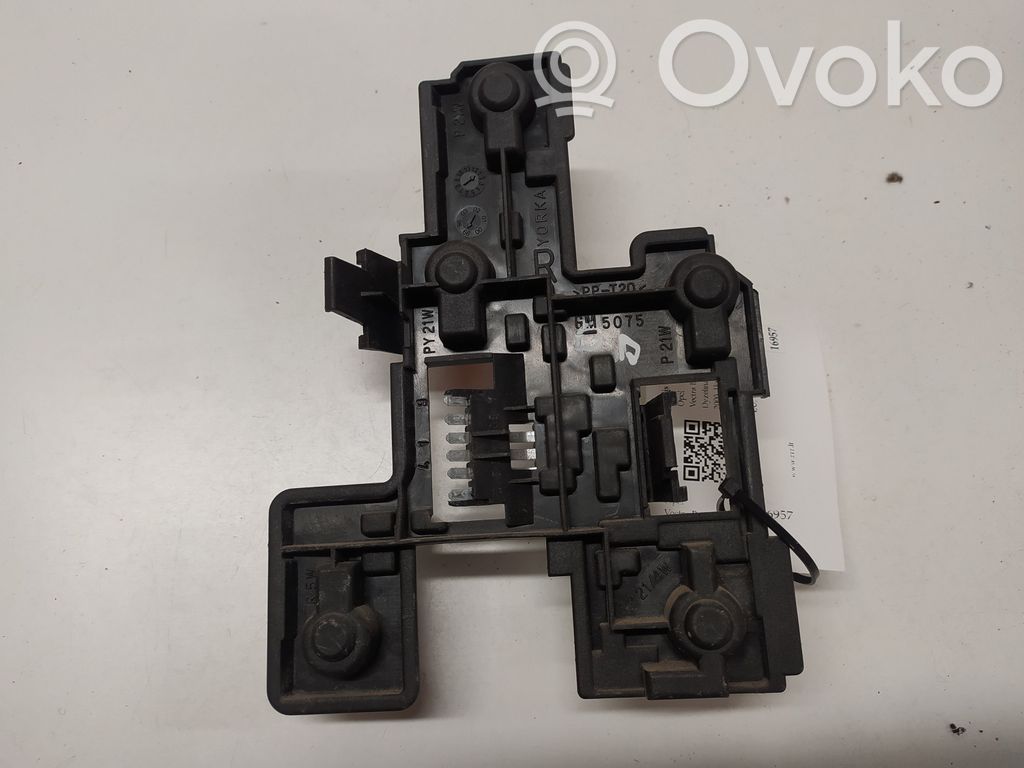Opel Vectra B Tail light bulb cover holder 