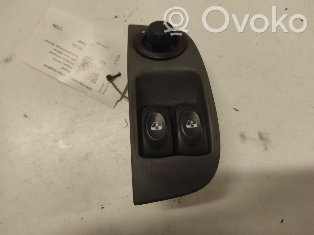 Renault Megane I Electric window control switch 
