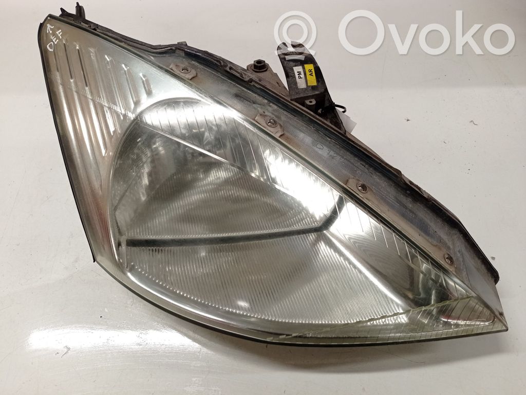 Ford Focus Headlight/headlamp 