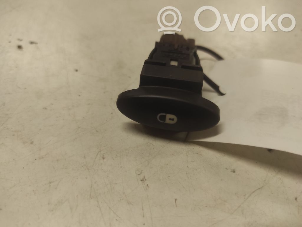 Citroen C5 Central locking switch button 