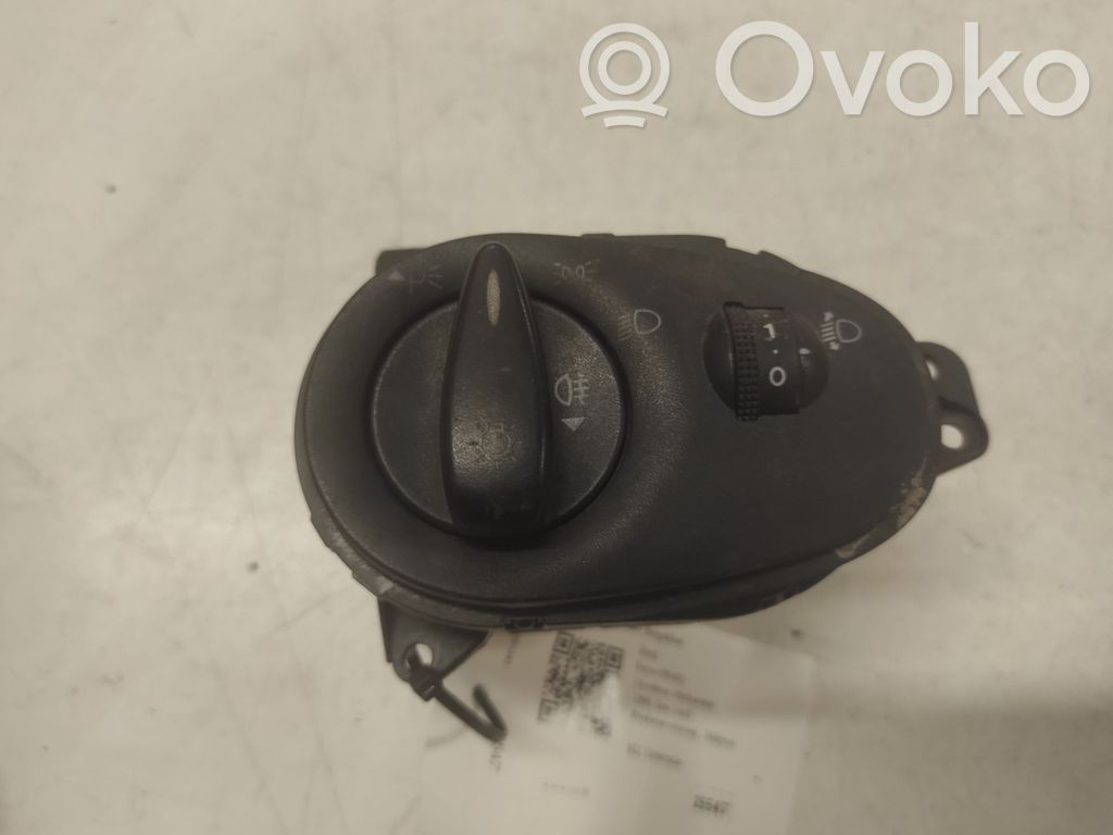 Ford Focus Light switch 