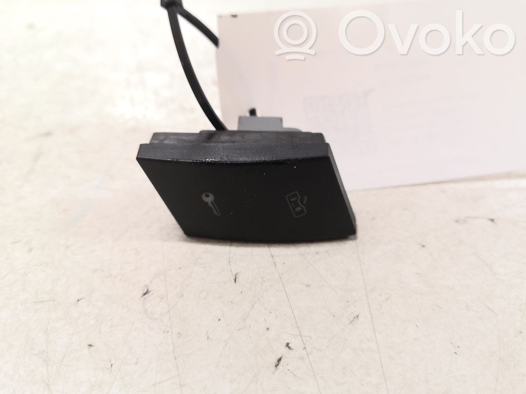 Seat Ibiza IV (6J,6P) Central locking switch button 