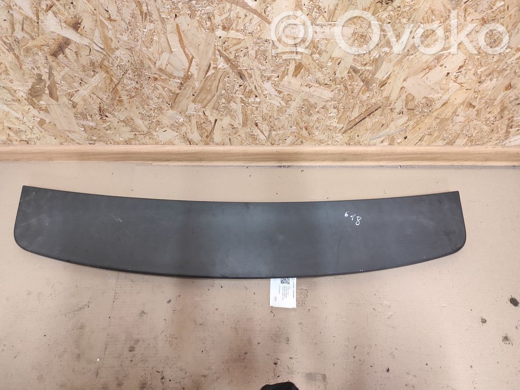 Ford C-MAX I Becquet de lunette arrière 