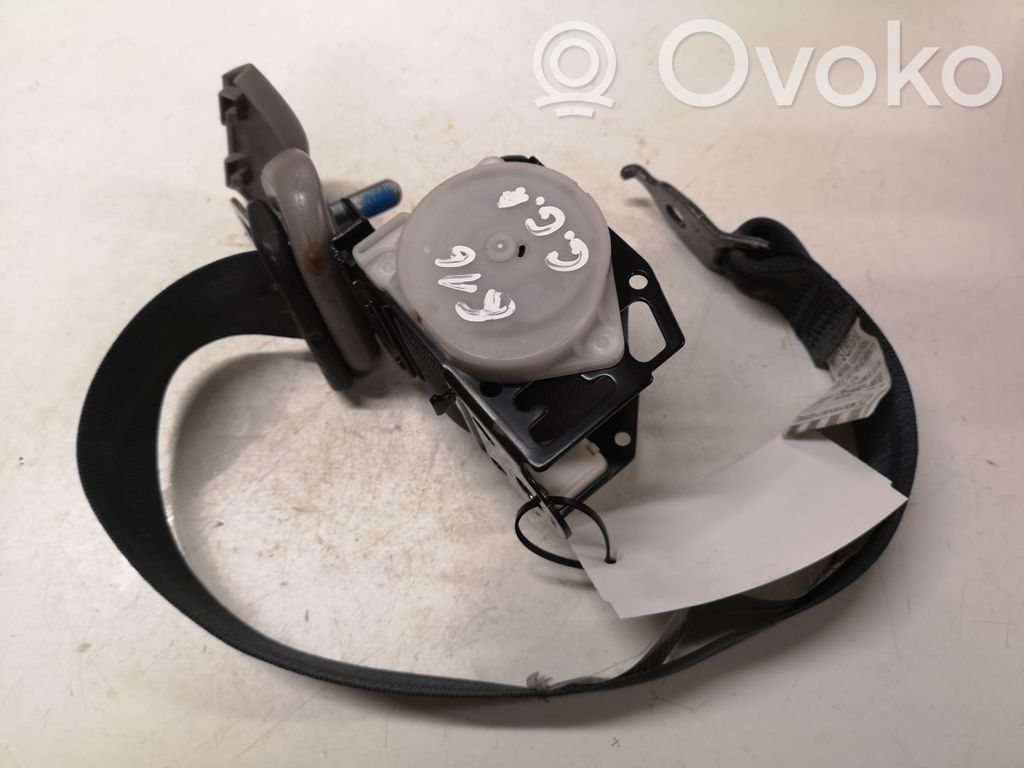 Mitsubishi Grandis Cinturón medio (trasero) 