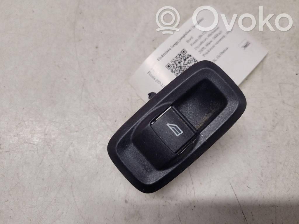 Ford Fiesta Electric window control switch 