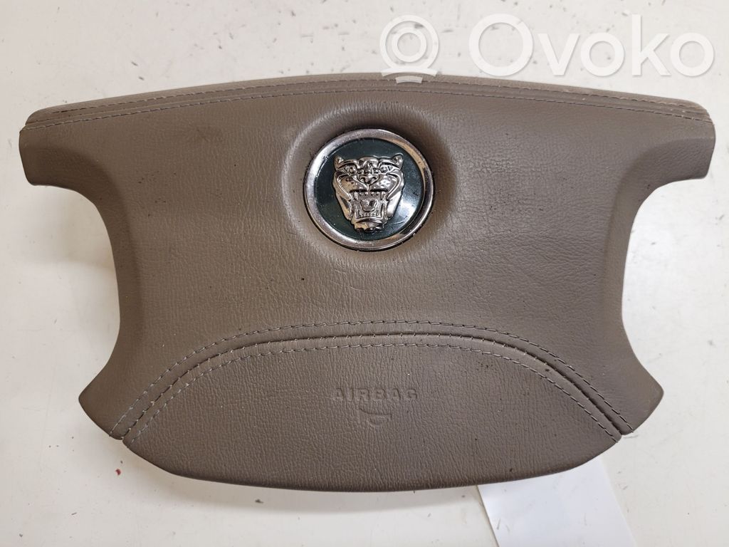Jaguar S-Type Vairo oro pagalvė 