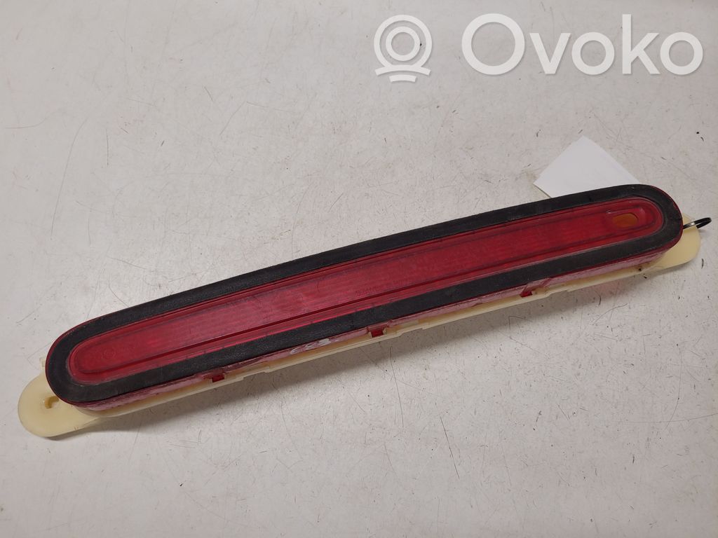 Third/center stoplight   K2442,GS1F51580,P6539