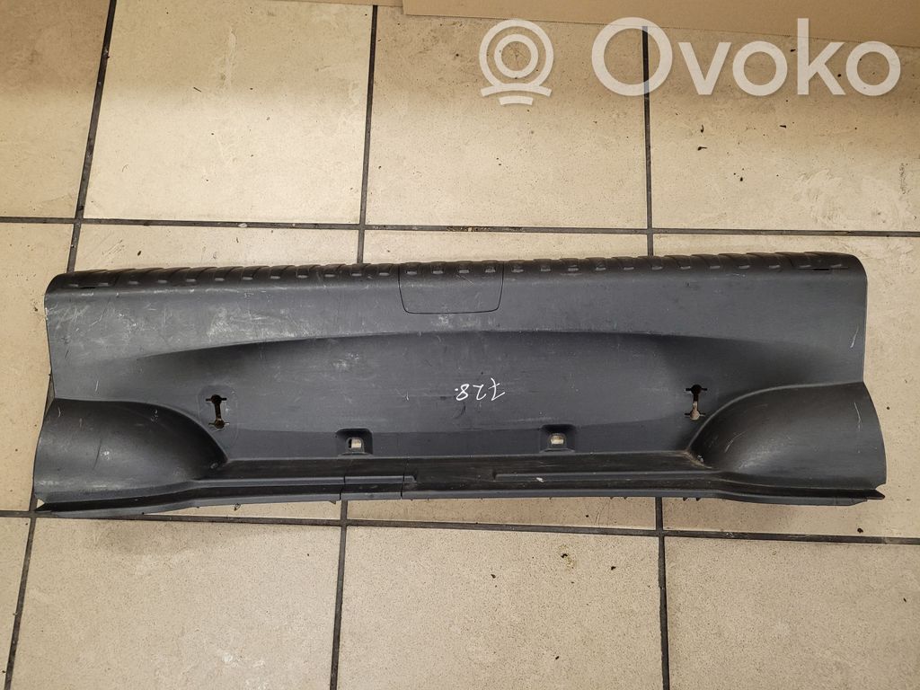 BMW 1 E81 E87 Protection de seuil de coffre 