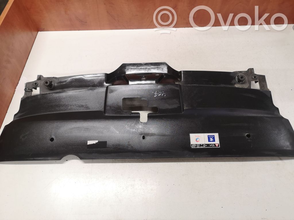 Peugeot 407 Panel mocowania chłodnicy / góra 