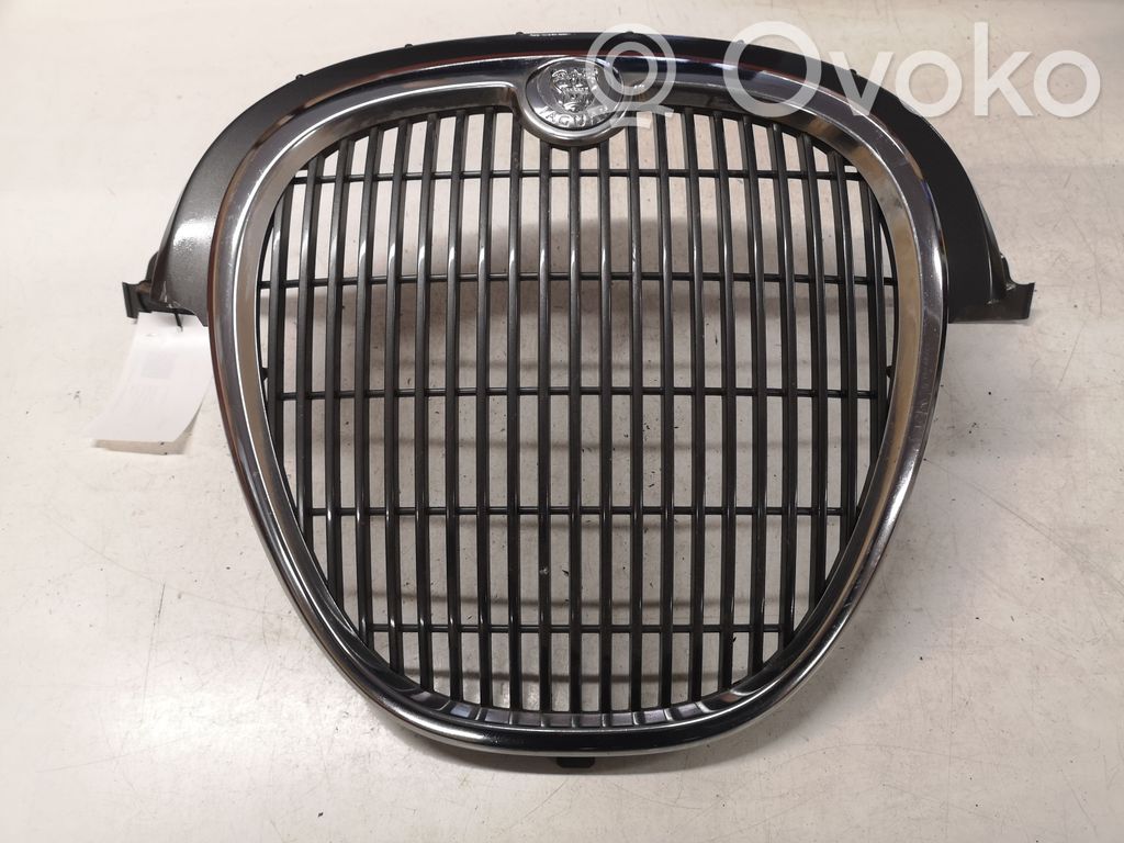 Jaguar S-Type Maskownica / Grill / Atrapa górna chłodnicy 