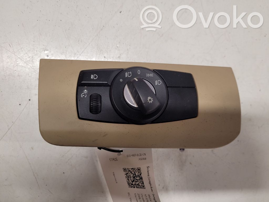 Light switch   913472802,3361030102