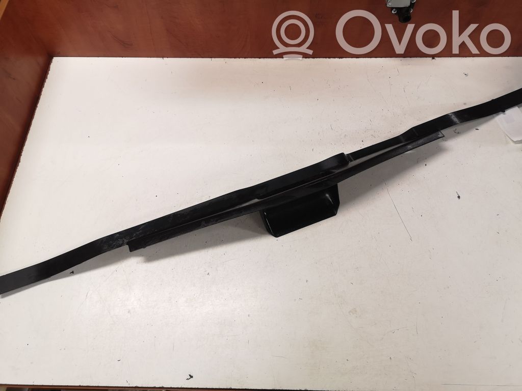 BMW X5 E70 Tailgate trim 