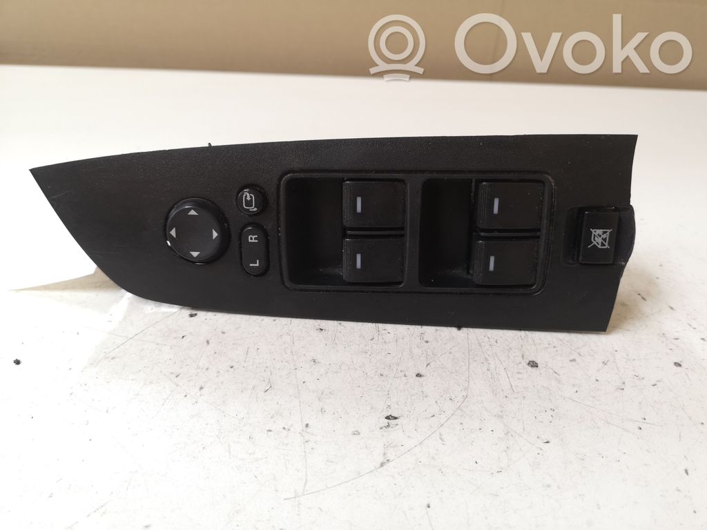 Mazda 6 Electric window control switch 
