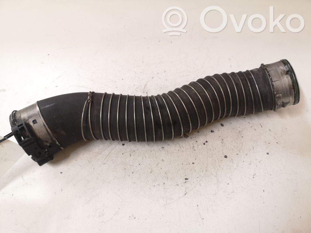 BMW 3 E90 E91 Schlauch / Leitung Ladeluftkühler 