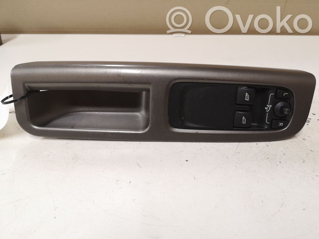 Volvo C30 Electric window control switch 