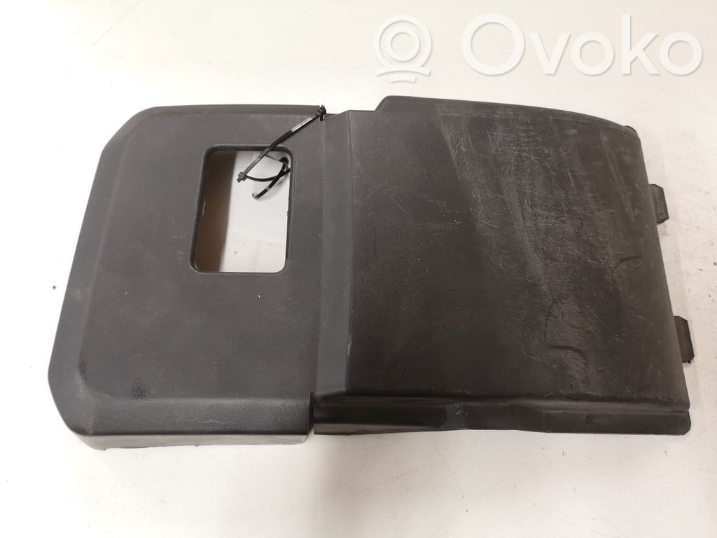 Volvo C30 Dangtis akumuliatoriaus dėžės 