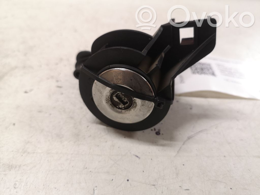 Jaguar XF X250 Tailgate exterior lock 