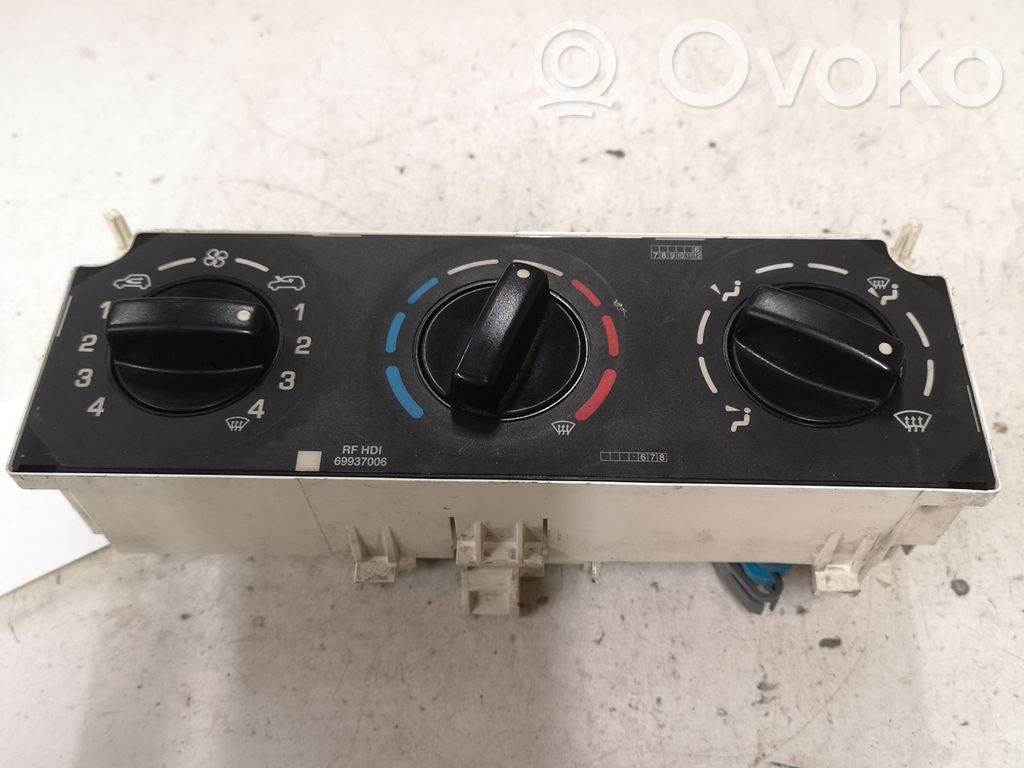 Citroen Berlingo Climate control unit 