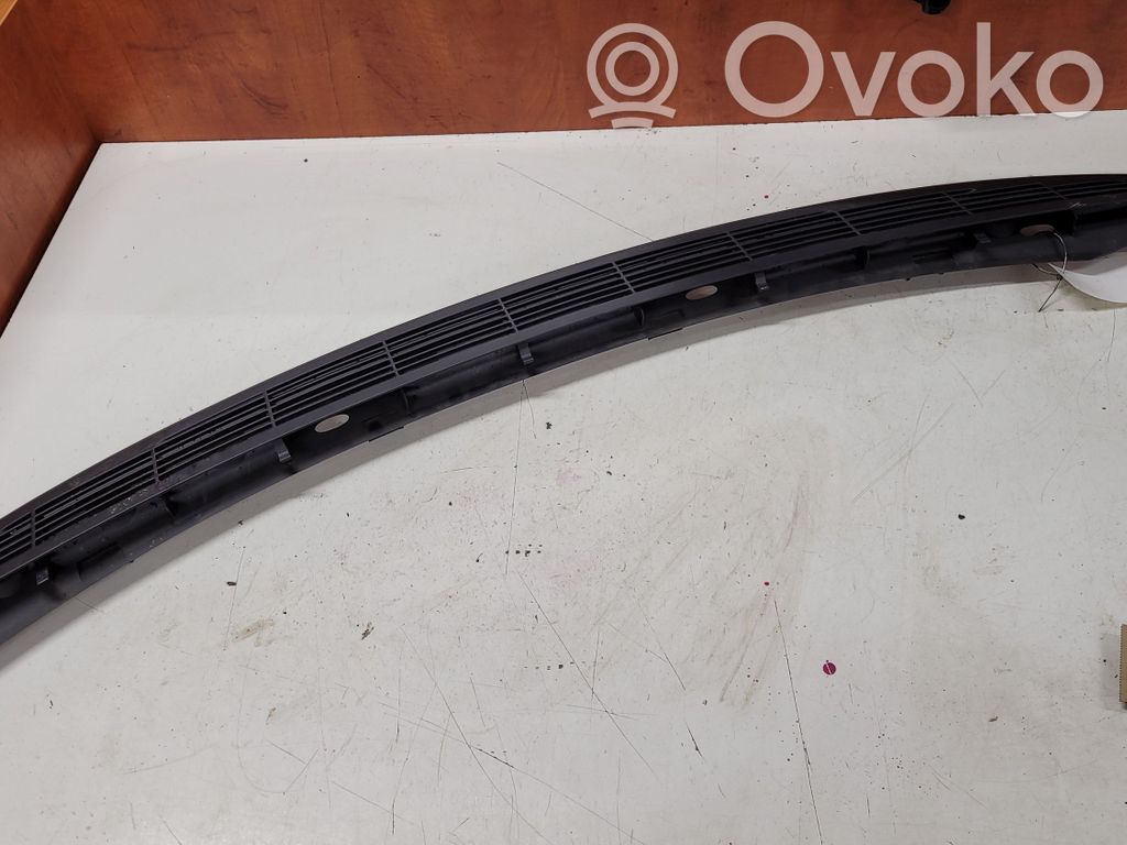 BMW 3 E90 E91 Wiper trim 