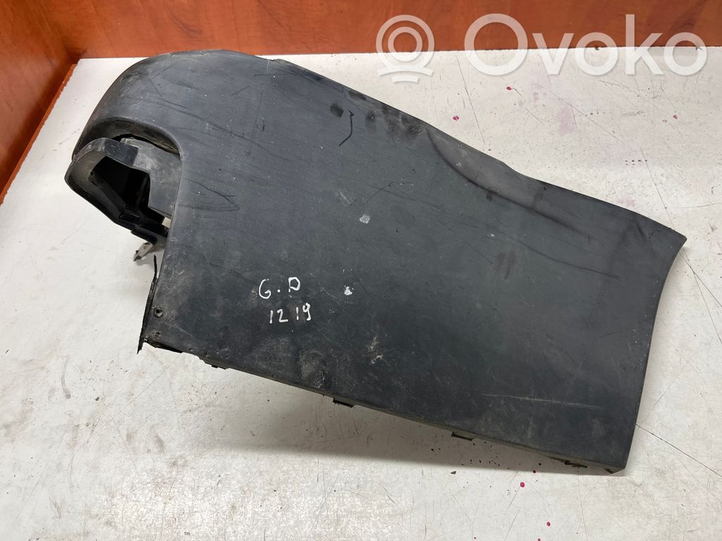Citroen Berlingo Moldura de la esquina del parachoques trasero 