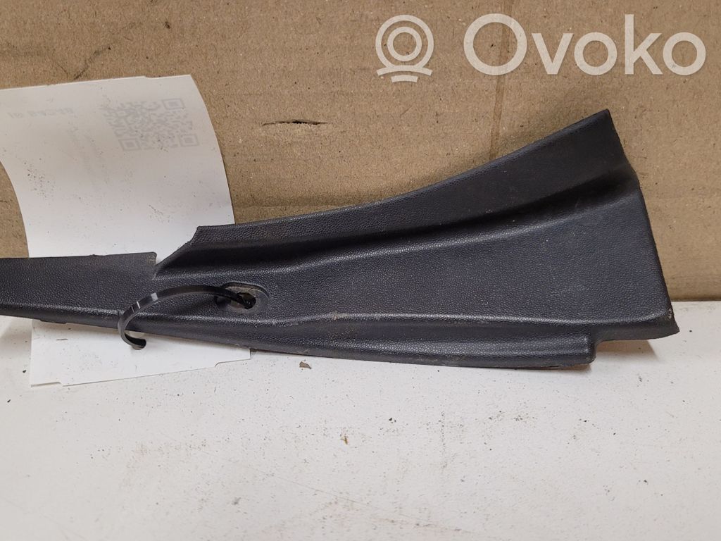 Mazda 6 Wiper trim 