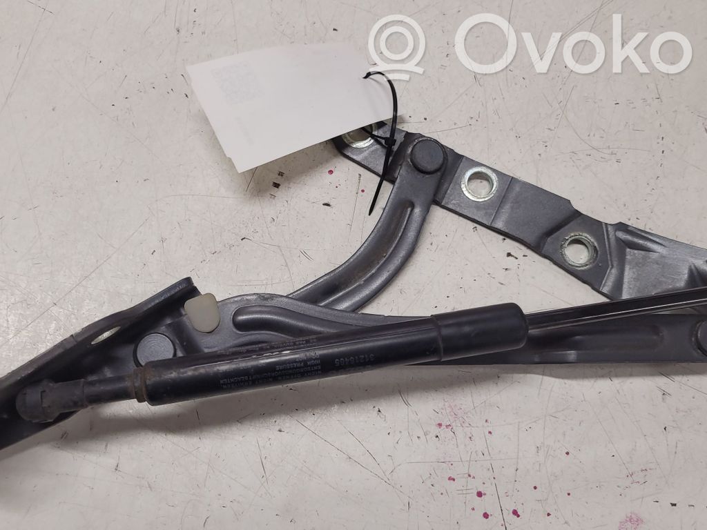 Volvo S40 Tailgate/trunk/boot hinge 