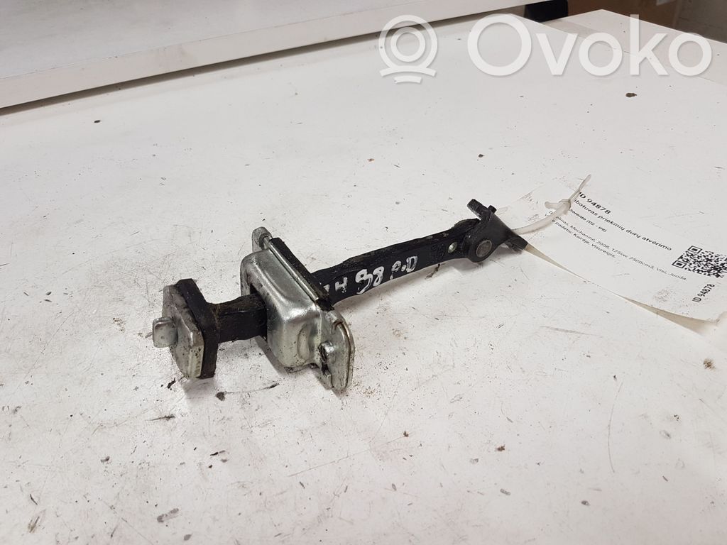 KIA Sorento Etuoven pidätin 