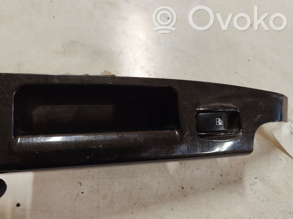 Electric window control switch   4785201110