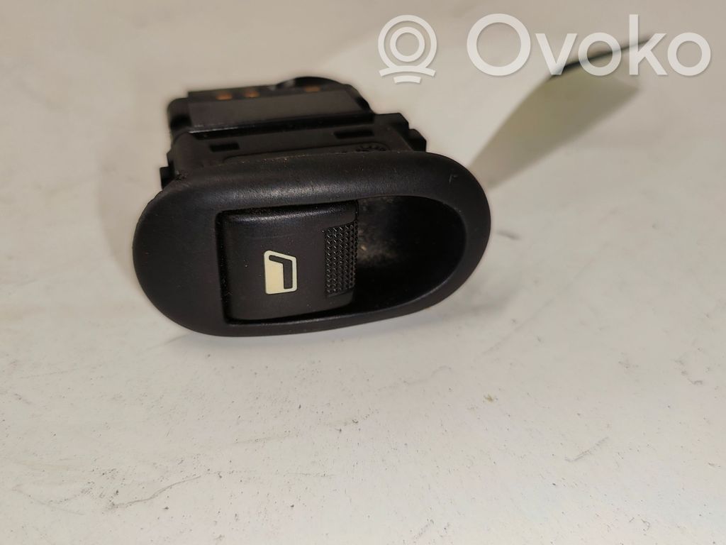 Citroen C2 Electric window control switch 
