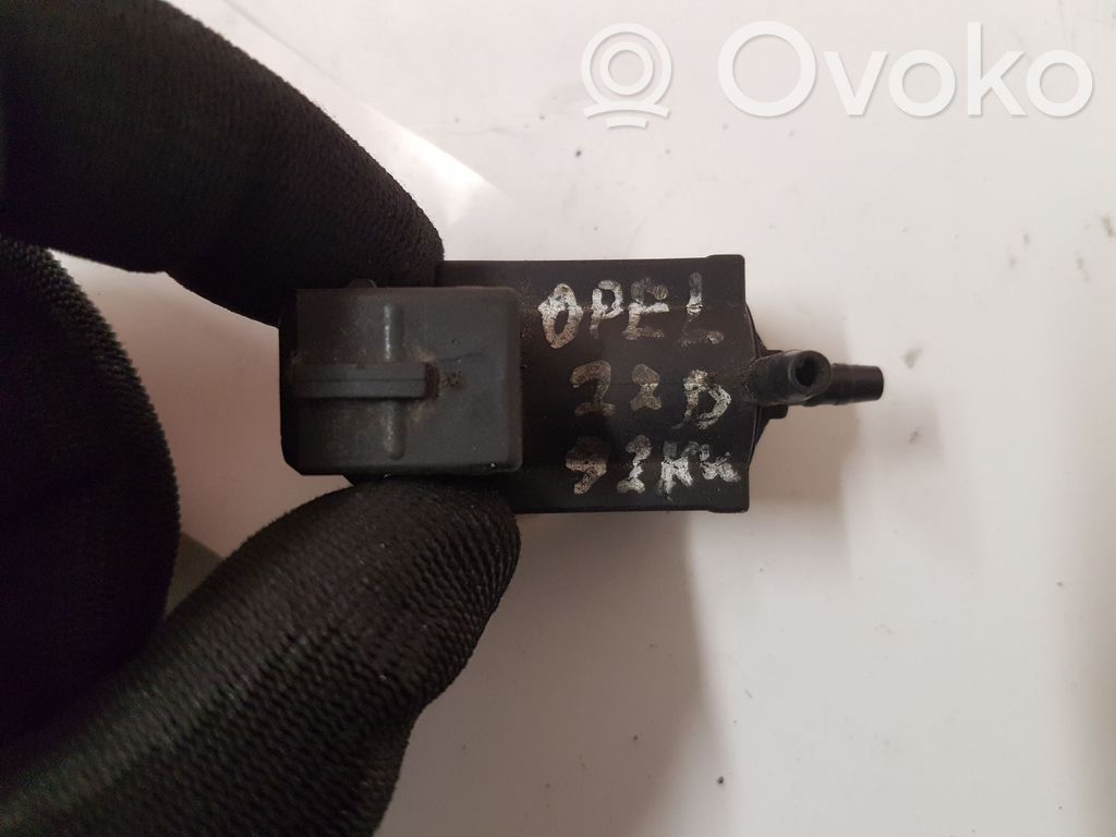 Opel Vectra C Zawór podciśnienia / Elektrozawór turbiny 