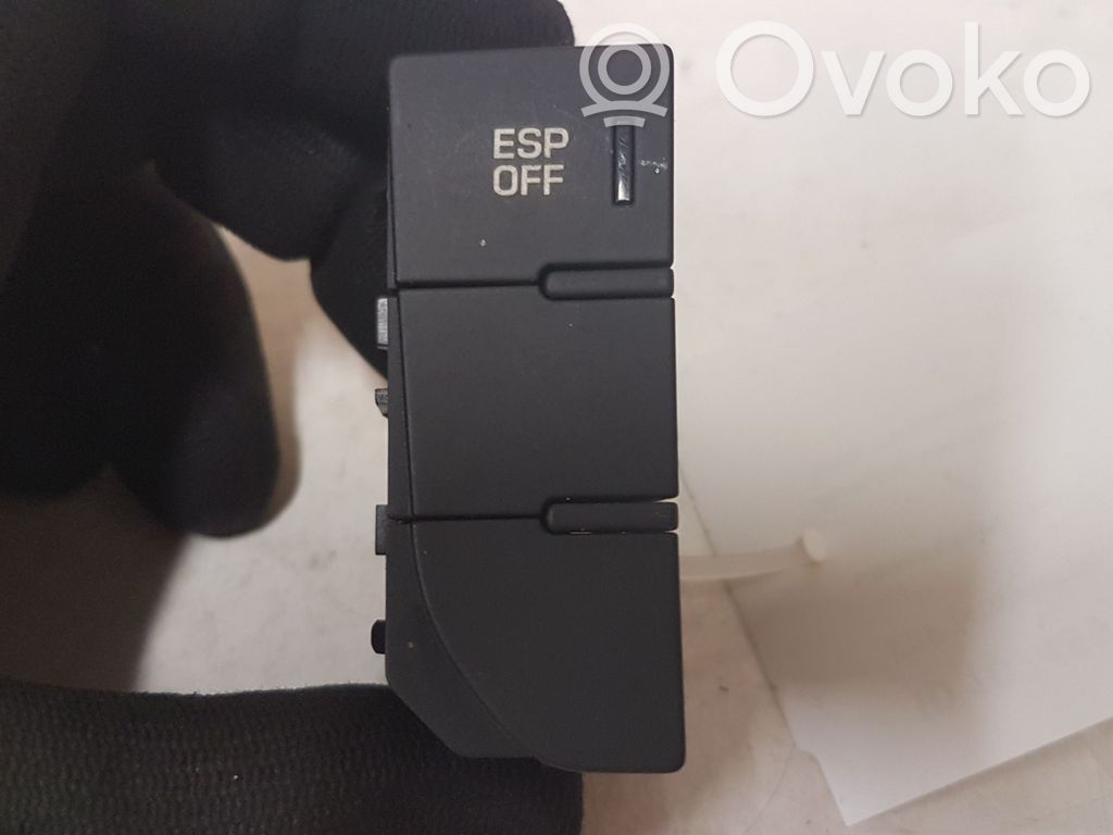Citroen C5 ESP (stability program) switch 